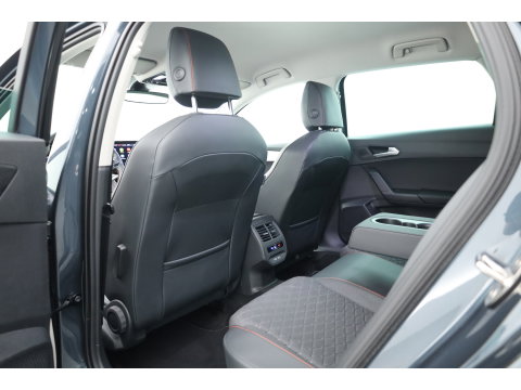 SEAT Leon Sportstourer 1.4 TSI eHybrid PHEV FR Business Intense | SOH 97% | Stoel- Stuurverw. | NAV + CarPlay | Adapt. Cruise | Clima | LED