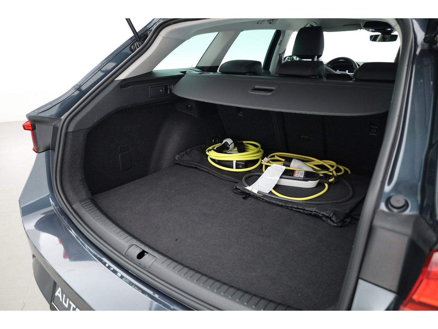 SEAT Leon Sportstourer 1.4 TSI eHybrid PHEV FR Business Intense | SOH 97% | Stoel- Stuurverw. | NAV + CarPlay | Adapt. Cruise | Clima | LED