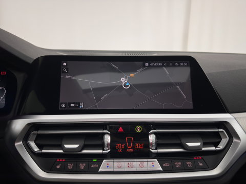 BMW 3 Serie Touring 320e Business Edition Plus (Plug-in) (INCL.BTW) *PANO | LASER-LIGHT | LEATHER | HEATED-SPORTSEATS | HIFI-SOUND | KEYLESS | DIGI-COCKPIT | NAVI-FULLMAP | DAB | AMBIENT-LIGHT | PRIVACY-GLASS | ECC | PDC | CRUISE | 19''ALU | TOWBAR
