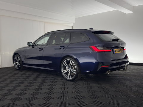 BMW 3 Serie Touring 320e Business Edition Plus (Plug-in) (INCL.BTW) *PANO | LASER-LIGHT | LEATHER | HEATED-SPORTSEATS | HIFI-SOUND | KEYLESS | DIGI-COCKPIT | NAVI-FULLMAP | DAB | AMBIENT-LIGHT | PRIVACY-GLASS | ECC | PDC | CRUISE | 19''ALU | TOWBAR