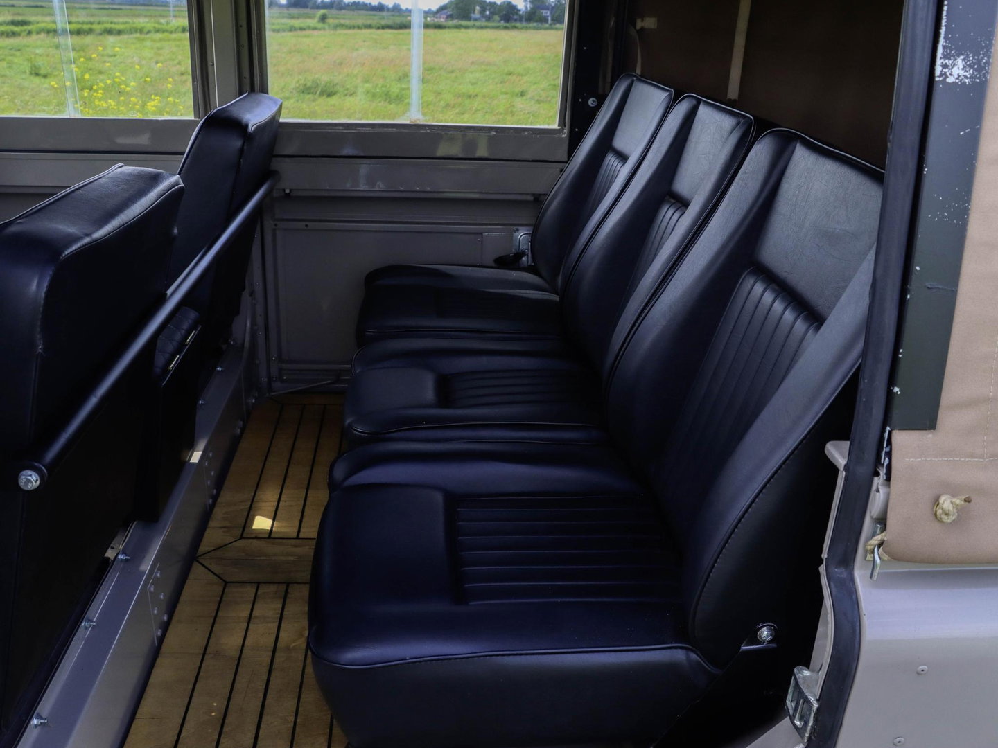 Land Rover 109 Santana 109 Gerestaureerd | Belastingvrij | Oldtimer