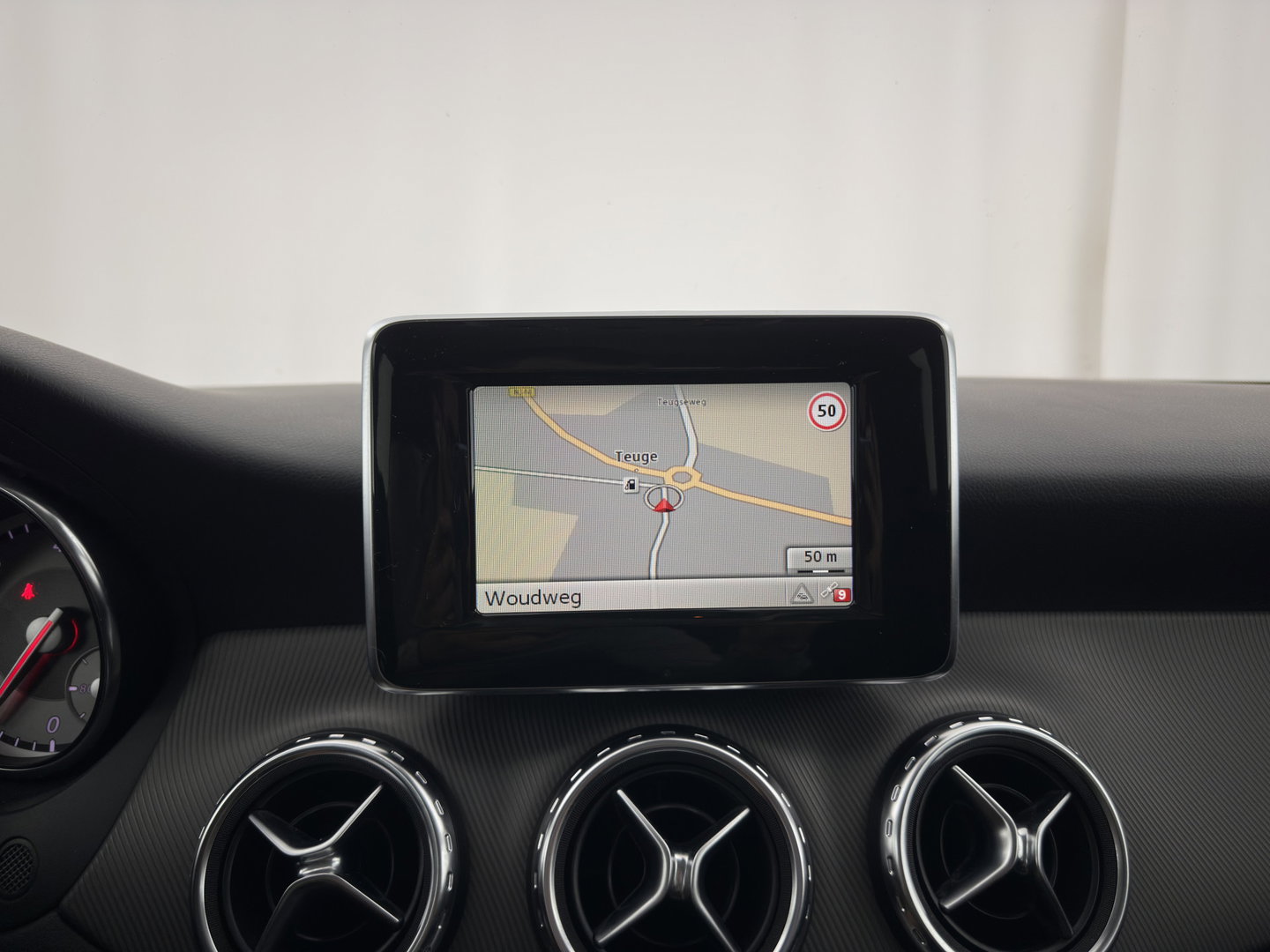 Mercedes-Benz GLA 200 CDI Edition 1 Aut. *LEATHER-FABRIC | XENON | SPORT-SEATS | CAMERA | NAVI-FULLMAP | PRIVACY-GLASS | SHIFTPADDLES | ECC | PDC | CRUISE | 18''ALU | TOWBAR*