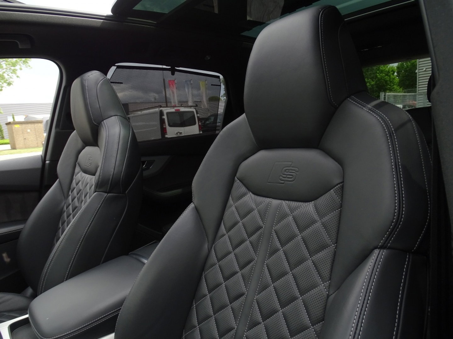 Audi Q7 55 TFSIe 381PK Quattro S-line / B&O / Massage / Softclose / 360°