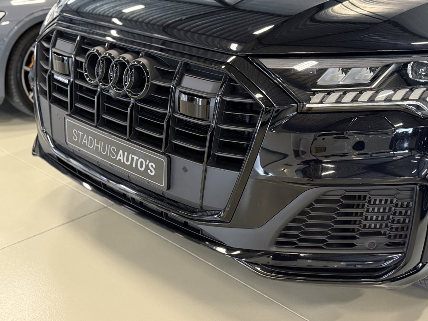 Audi Q7 55 TFSIe 381PK Quattro S-line / B&O / Massage / Softclose / 360°