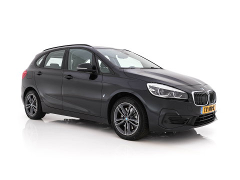 BMW 2 Serie Active Tourer 225xe iPerformance Saphir Edition {SOH-84%} Aut. *LEATHER | HEAD-UP | FULL-LED | HEATED-SPORTSEATS | CAMERA | NAVI-FULLMAP | PRIVACY-GLASS | ECC | PDC | 17''ALU*
