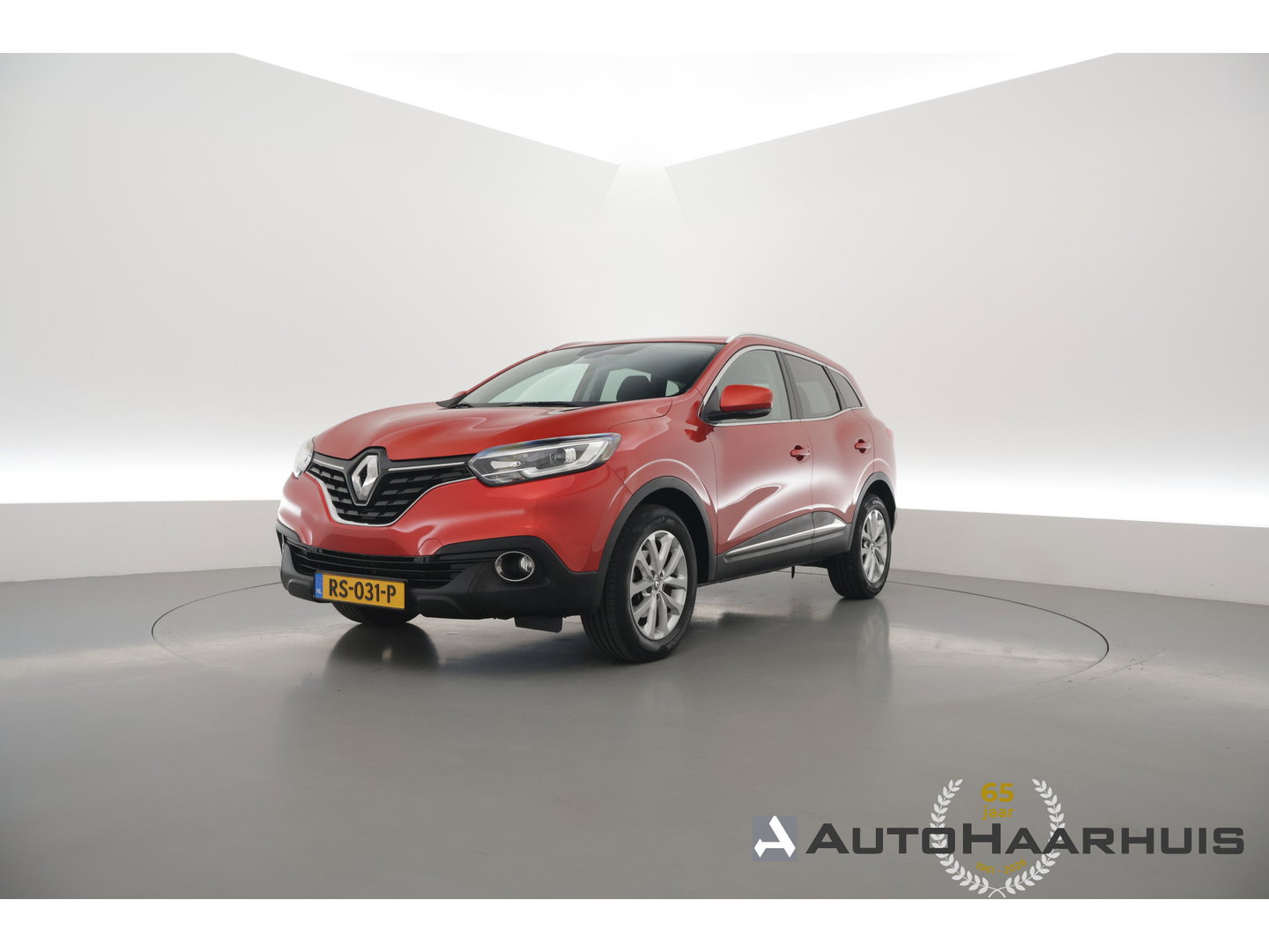 Renault Kadjar 1.2 TCe Zen | Navi | Trekhaak | Keyless | Cruise | PDC V+A | 17'' | Bluetooth |