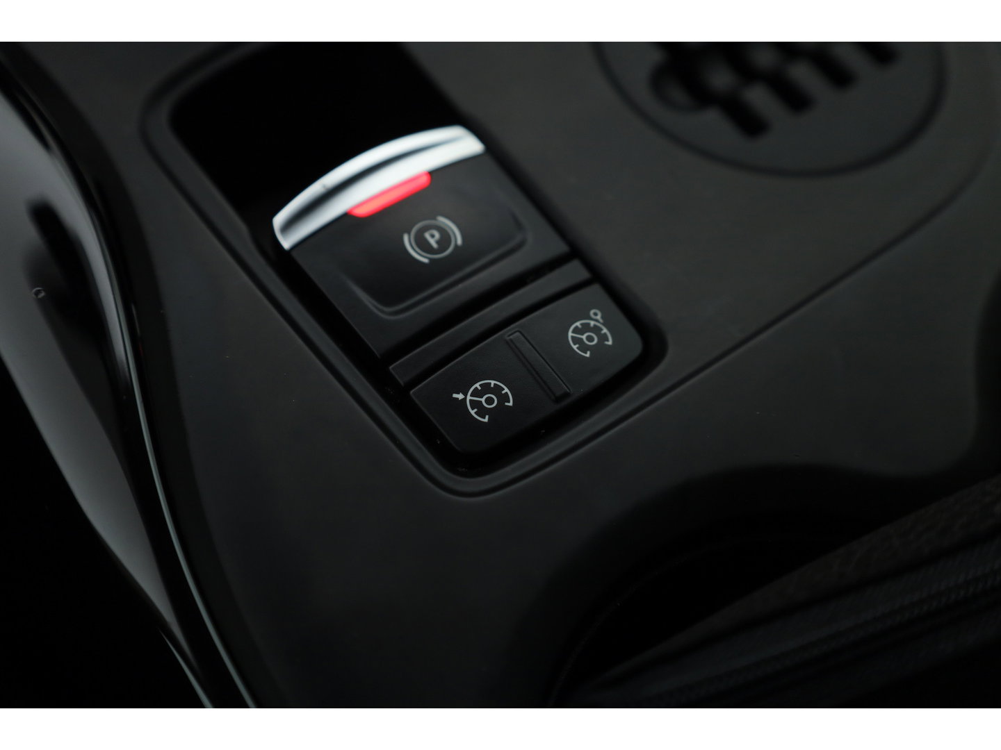 Renault Kadjar 1.2 TCe Zen | Navi | Trekhaak | Keyless | Cruise | PDC V+A | 17'' | Bluetooth |