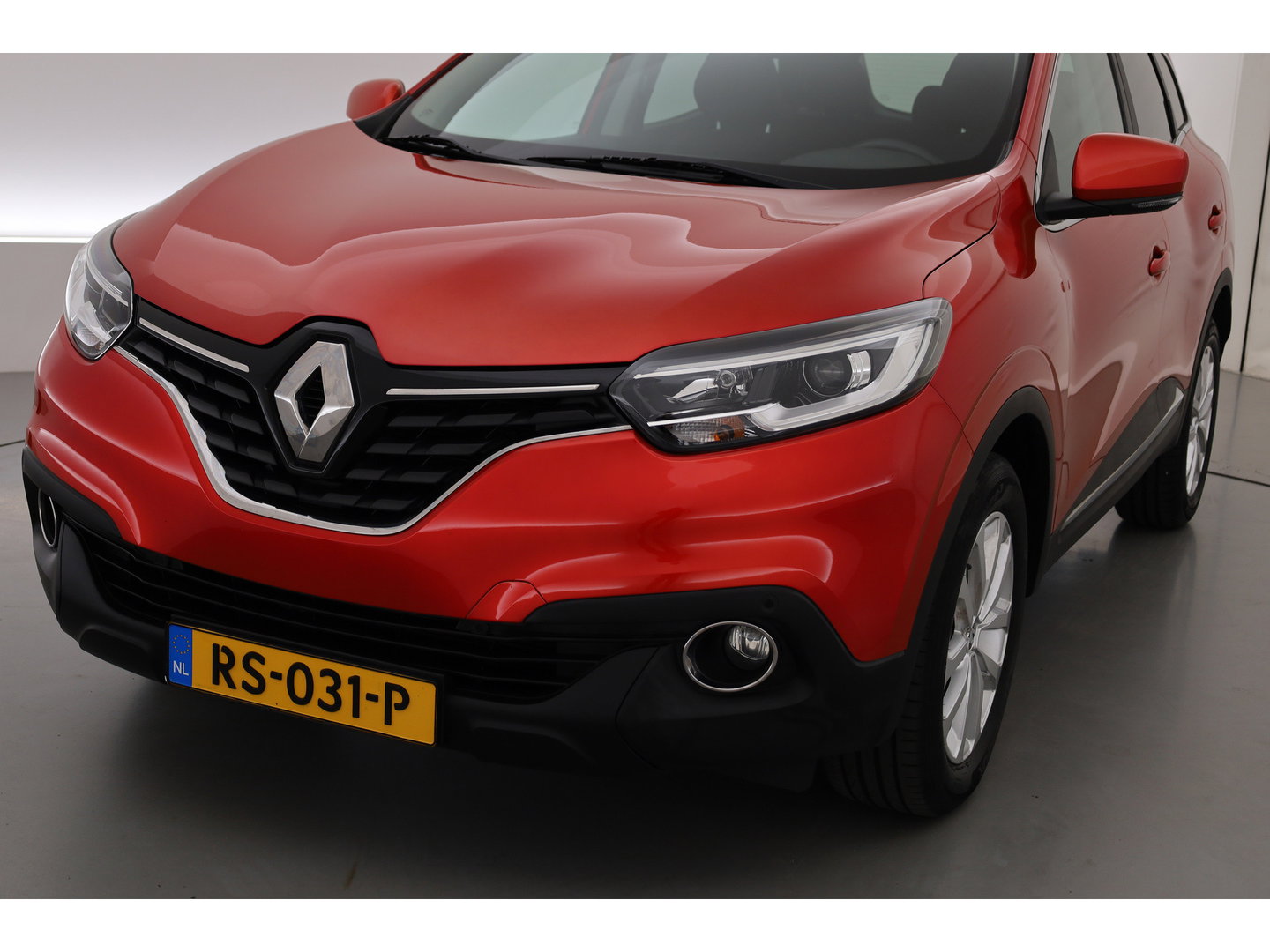 Renault Kadjar 1.2 TCe Zen | Navi | Trekhaak | Keyless | Cruise | PDC V+A | 17'' | Bluetooth |