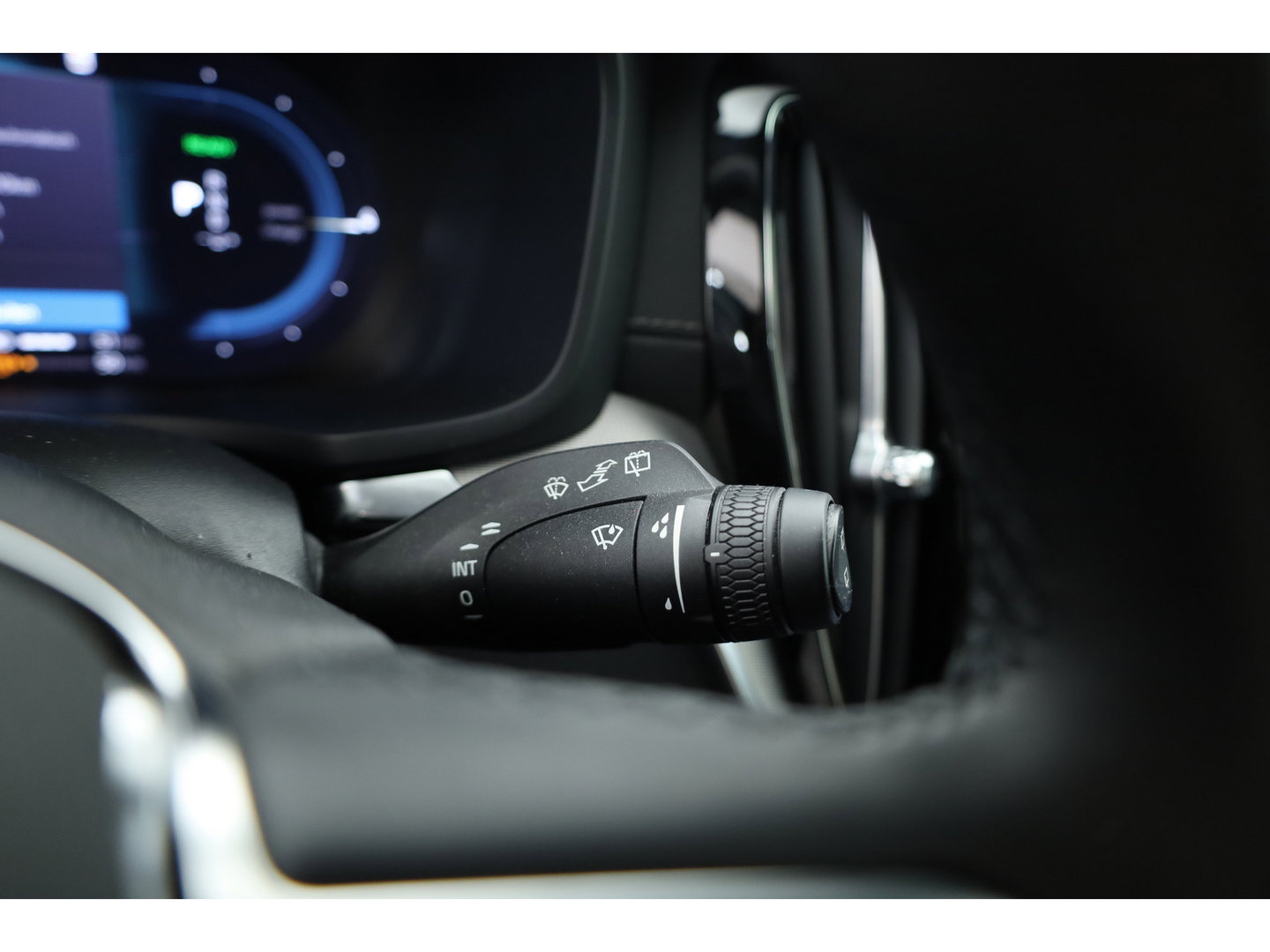 Volvo V60 2.0 T8 Plug-in hybrid AWD Polestar Engineered | SOH 99% | Öhlins | Elek. Trekhaak | Pano | Harman Kardon | HUD | Stoel-Stuurverw. |