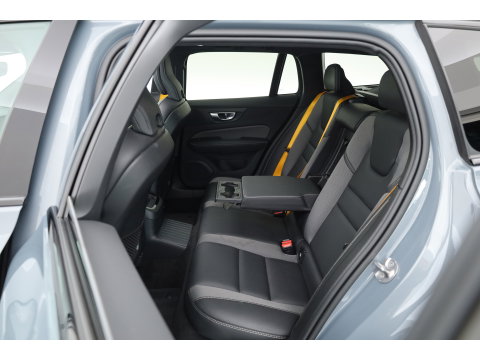 Volvo V60 2.0 T8 Plug-in hybrid AWD Polestar Engineered | SOH 99% | Öhlins | Elek. Trekhaak | Pano | Harman Kardon | HUD | Stoel-Stuurverw. |