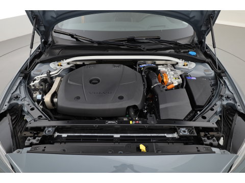 Volvo V60 2.0 T8 Plug-in hybrid AWD Polestar Engineered | SOH 99% | Öhlins | Elek. Trekhaak | Pano | Harman Kardon | HUD | Stoel-Stuurverw. |