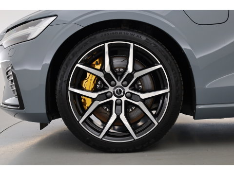 Volvo V60 2.0 T8 Plug-in hybrid AWD Polestar Engineered | SOH 99% | Öhlins | Elek. Trekhaak | Pano | Harman Kardon | HUD | Stoel-Stuurverw. |