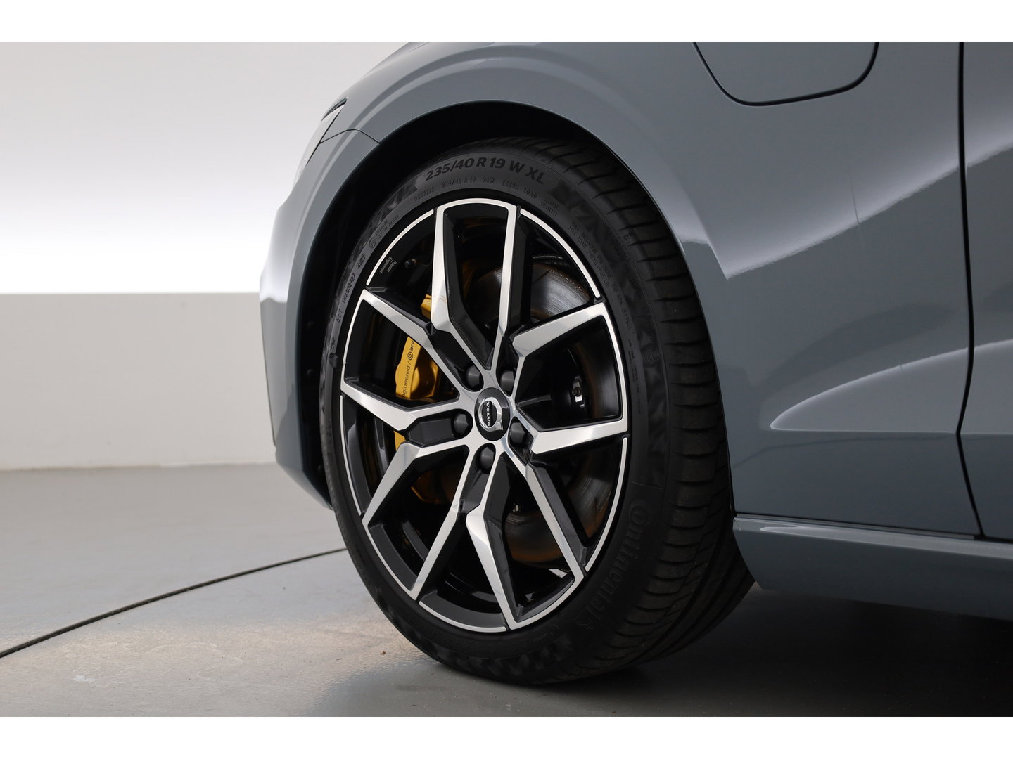 Volvo V60 2.0 T8 Plug-in hybrid AWD Polestar Engineered | SOH 99% | Öhlins | Elek. Trekhaak | Pano | Harman Kardon | HUD | Stoel-Stuurverw. |
