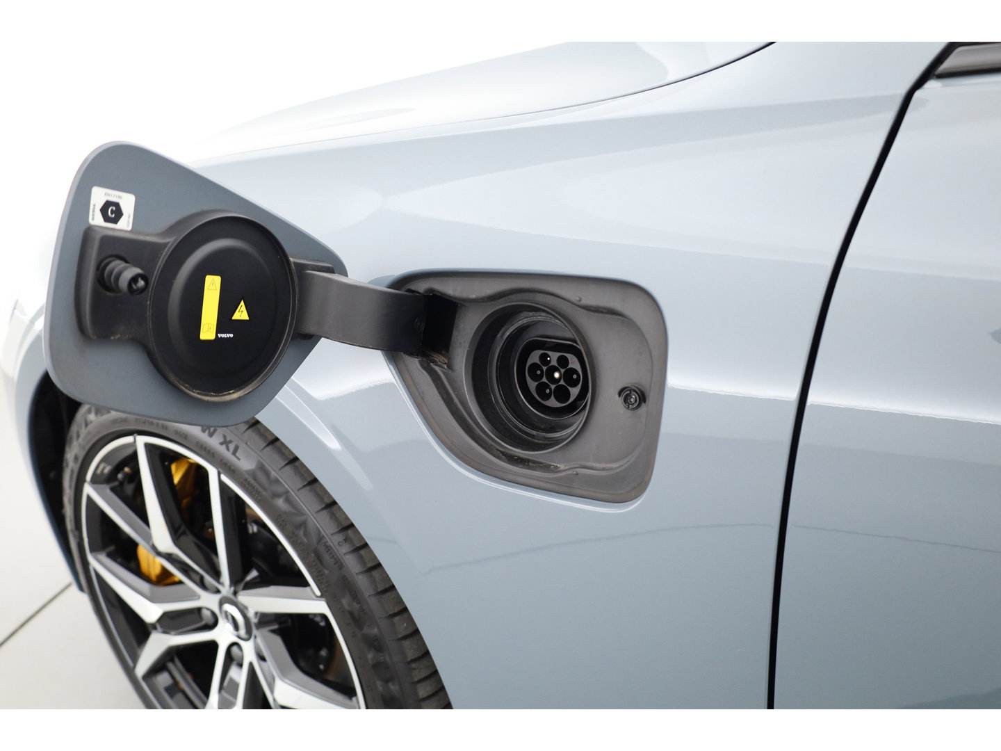 Volvo V60 2.0 T8 Plug-in hybrid AWD Polestar Engineered | SOH 99% | Öhlins | Elek. Trekhaak | Pano | Harman Kardon | HUD | Stoel-Stuurverw. |