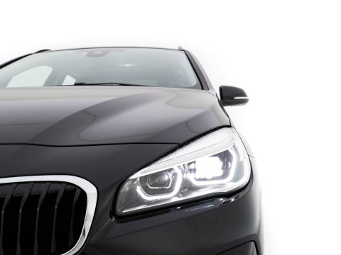 BMW 2 Serie Active Tourer 225xe iPerformance Saphir Edition {SOH-84%} Aut. *LEATHER | HEAD-UP | FULL-LED | HEATED-SPORTSEATS | CAMERA | NAVI-FULLMAP | PRIVACY-GLASS | ECC | PDC | 17''ALU*