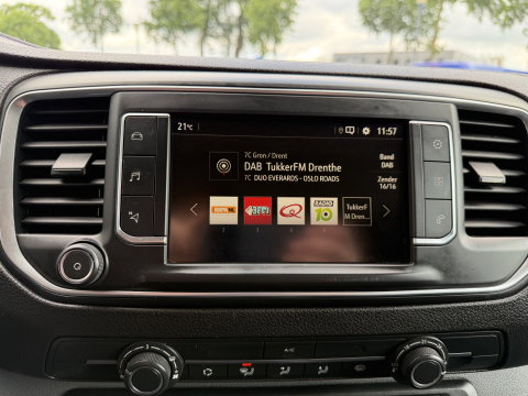 Opel Vivaro 2.0 CDTI 145pk L3H1 Edition / vaste prijs rijklaar € 15.950 ex / lease vanaf € / euro 6 / bpm vrij / imperial / trekhaak / airco / cruise / navi / camera