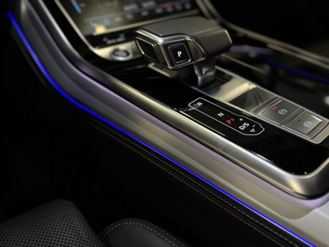 Audi Q7 55 TFSIe 381PK Quattro S-line / B&O / Massage / Softclose / 360°