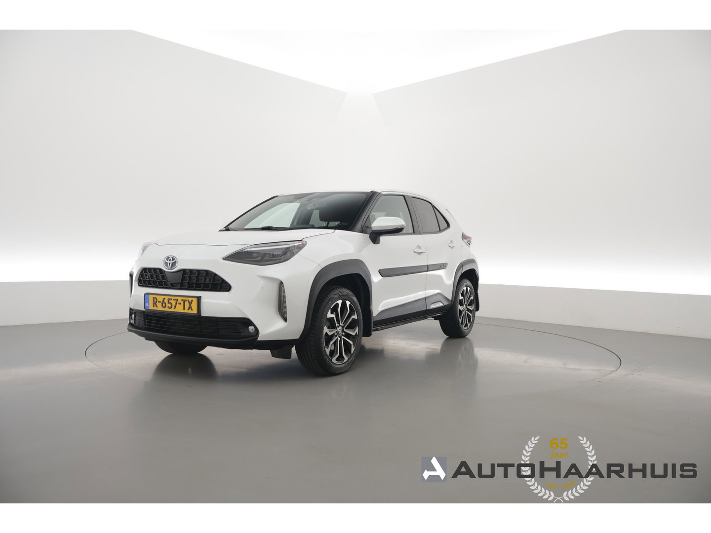 Toyota Yaris Cross 1.5 Hybrid Dynamic | Stoel- Stuurverw. | Dodehoekdet. | Camera | Adapt. Cruise | Keyless | 17'' | All Seasons