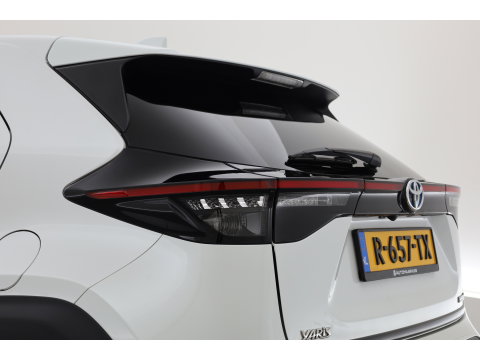 Toyota Yaris Cross 1.5 Hybrid Dynamic | Stoel- Stuurverw. | Dodehoekdet. | Camera | Adapt. Cruise | Keyless | 17'' | All Seasons