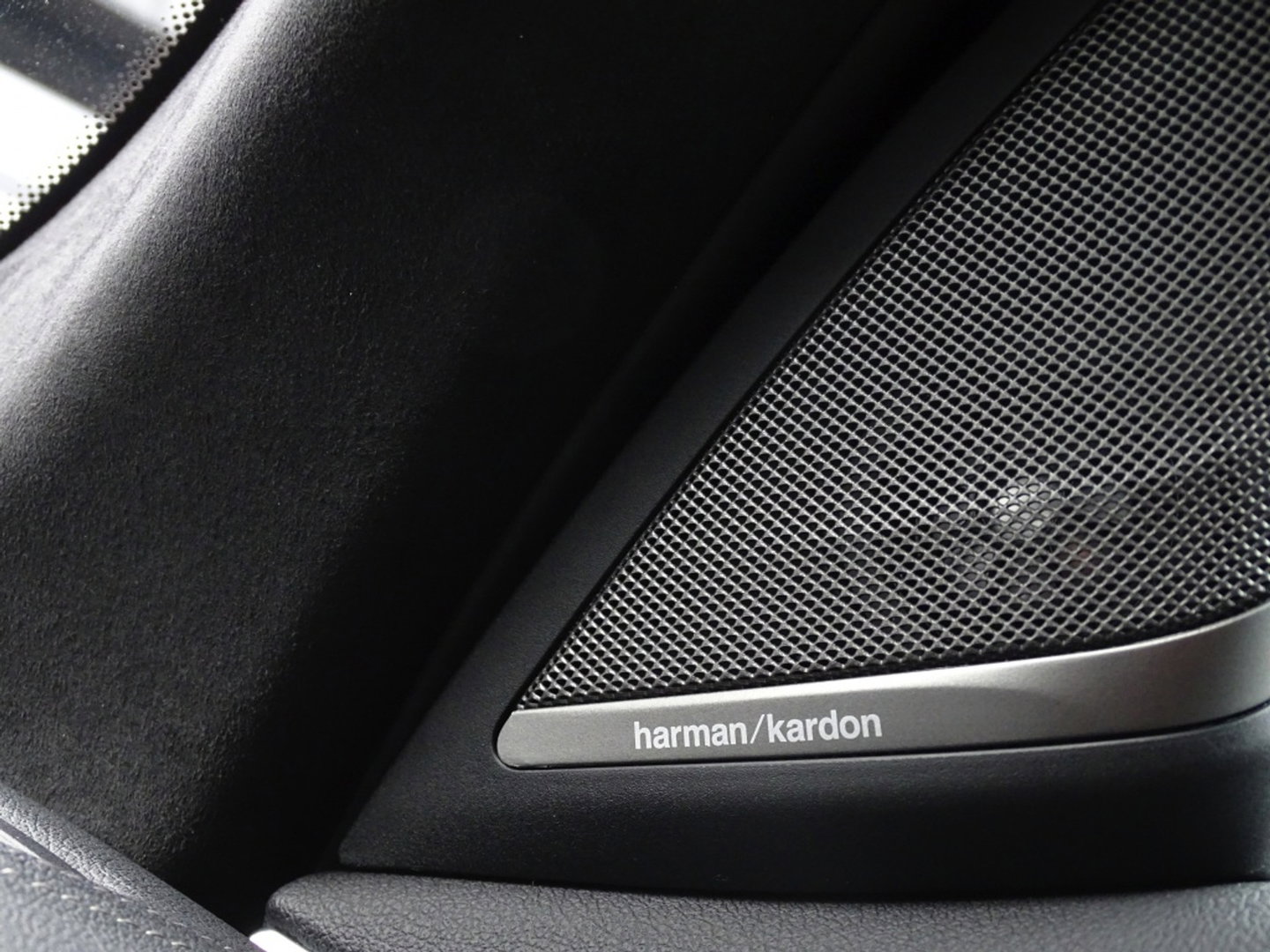 BMW 5 Serie 530e 292PK M-Sport / M- Individual / alcantara / 360° / Laser