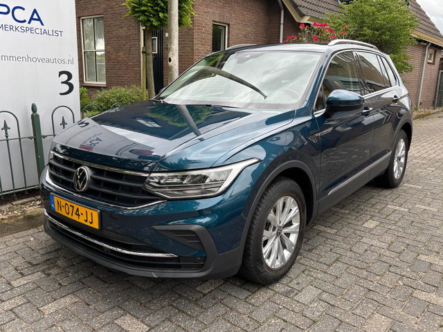 Volkswagen Tiguan - 1.5 TSI Life Business