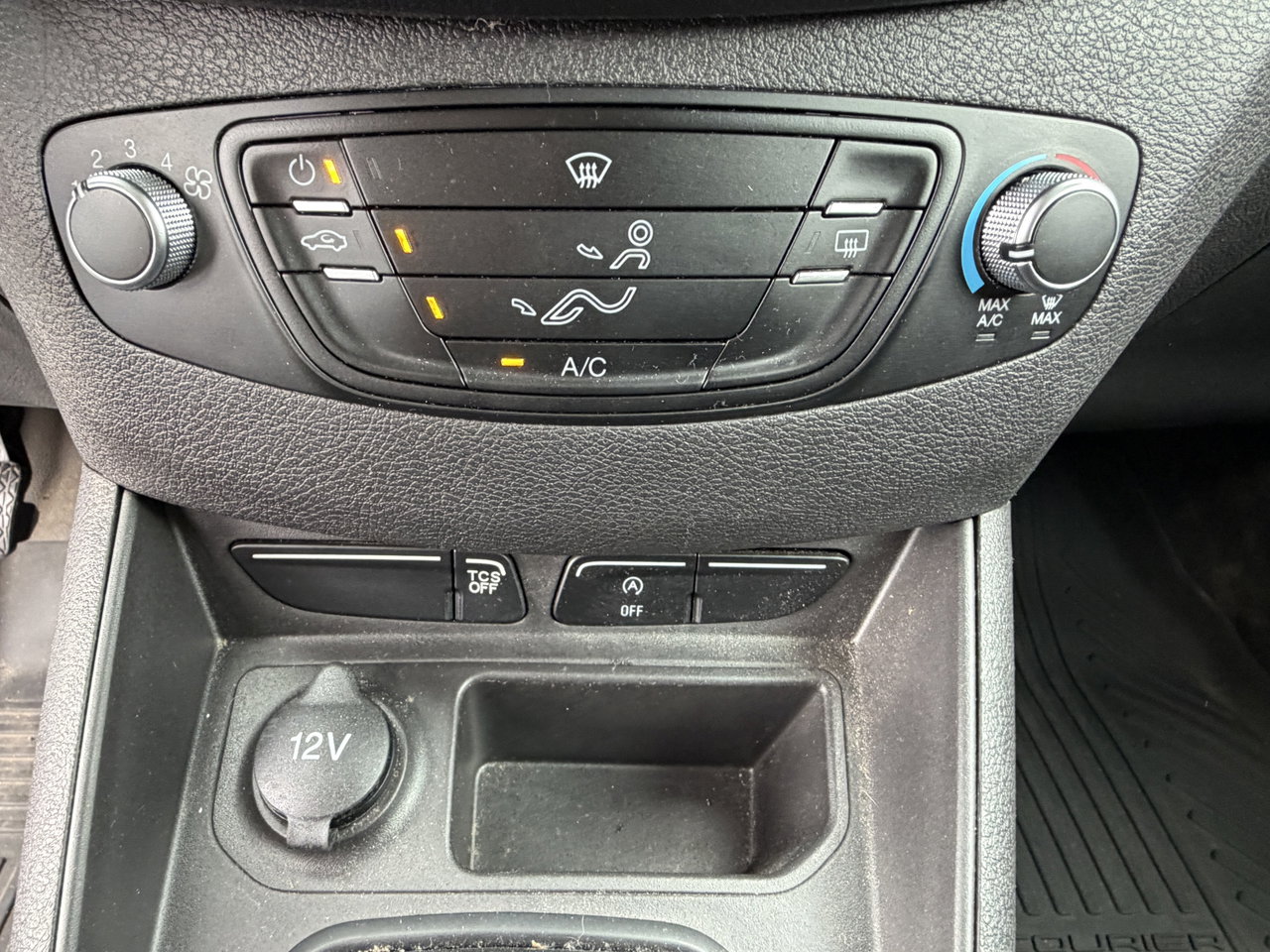 Ford Transit Courier
