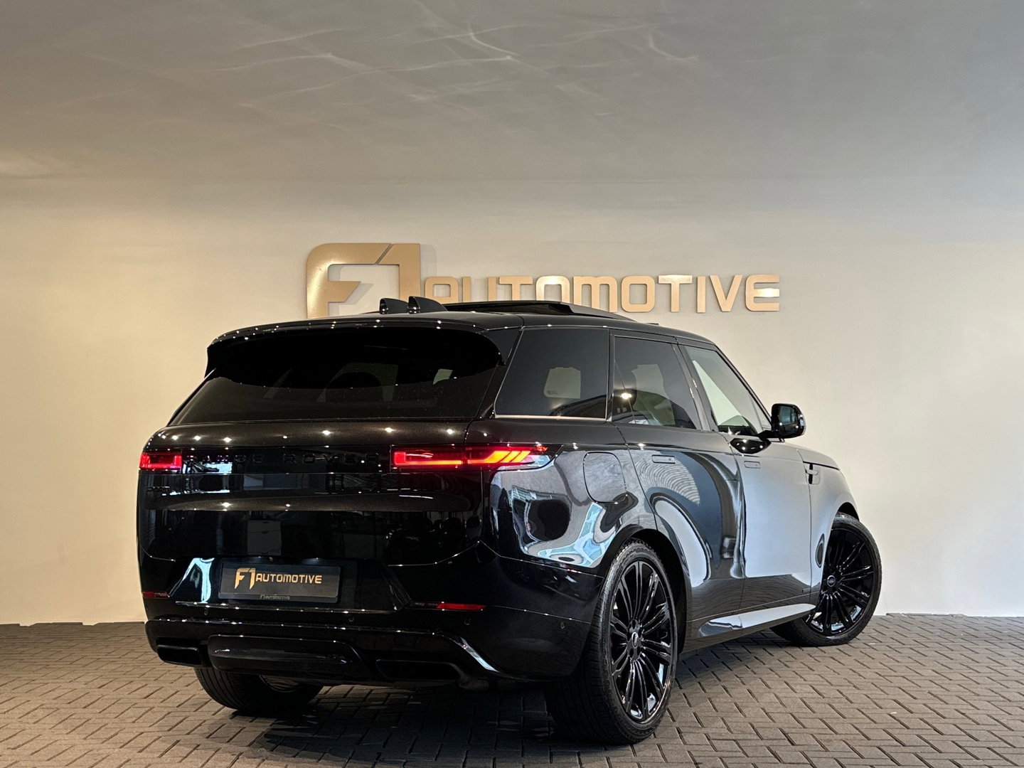 Land Rover Range Rover Sport 3.0 P550e Autobiography Pano|HU