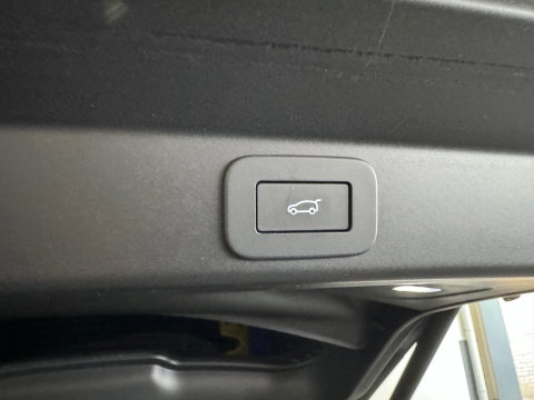Land Rover Range Rover Sport 3.0 P550e Autobiography Pano|HU