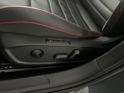 Volkswagen Golf 2.0 TSI GTI Clubsport Pano|HuD|HK|Special|IQ