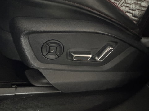 Audi RSQ8 4.0 TFSI quattro Pano|Ceramic|HuD|B&O|Trekh|Massage