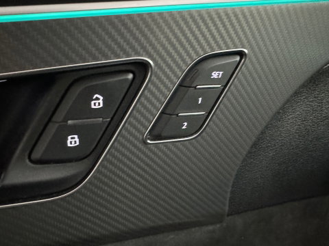 Audi RSQ8 4.0 TFSI quattro Pano|Ceramic|HuD|B&O|Trekh|Massage