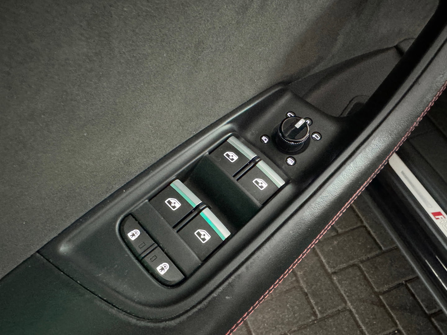 Audi RSQ8 4.0 TFSI quattro Pano|Ceramic|HuD|B&O|Trekh|Massage