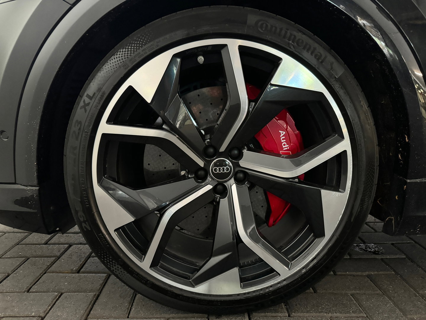 Audi RSQ8 4.0 TFSI quattro Pano|Ceramic|HuD|B&O|Trekh|Massage