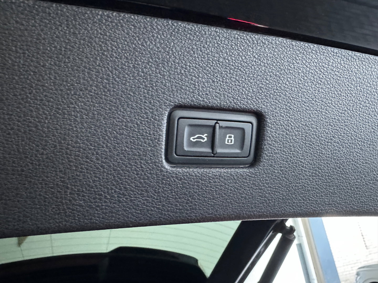 Audi RSQ8 4.0 TFSI quattro Pano|Ceramic|HuD|B&O|Trekh|Massage