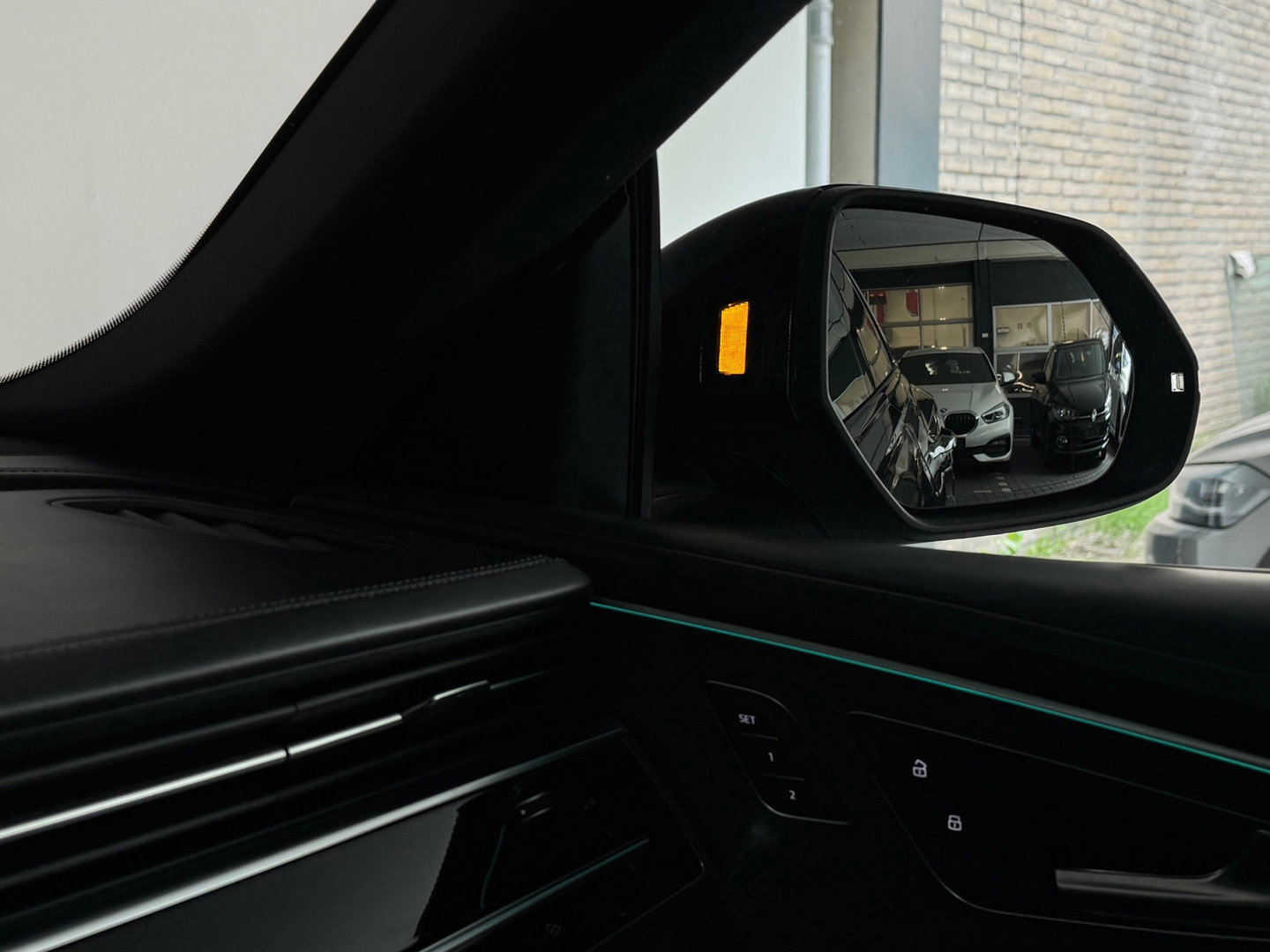 Audi RSQ8 4.0 TFSI quattro Pano|Ceramic|HuD|B&O|Trekh|Massage