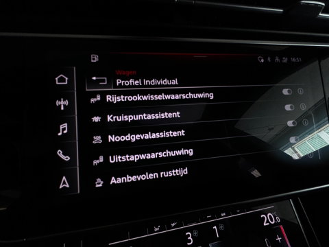 Audi RSQ8 4.0 TFSI quattro Pano|Ceramic|HuD|B&O|Trekh|Massage