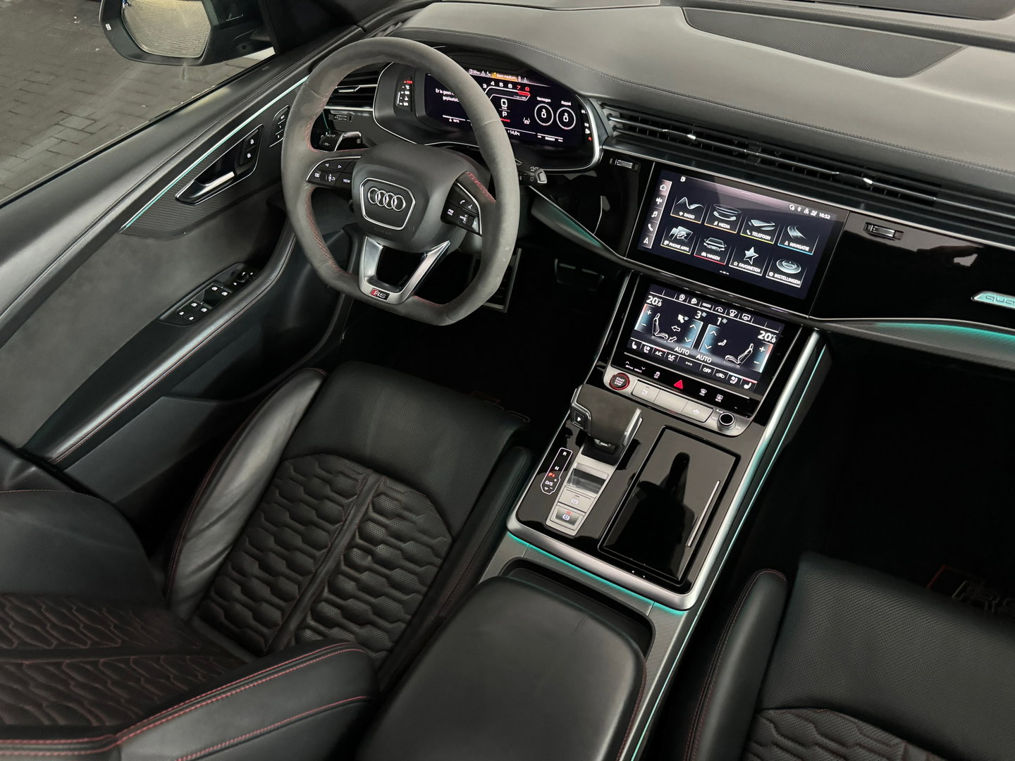 Audi RSQ8 4.0 TFSI quattro Pano|Ceramic|HuD|B&O|Trekh|Massage