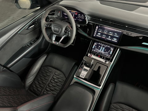 Audi RSQ8 4.0 TFSI quattro Pano|Ceramic|HuD|B&O|Trekh|Massage