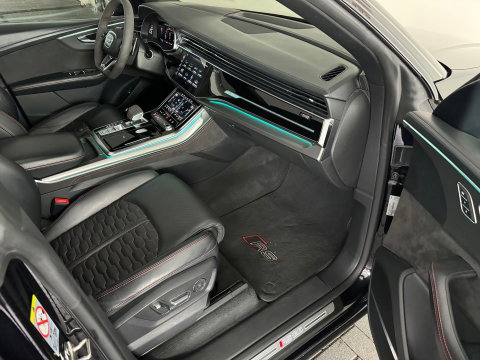 Audi RSQ8 4.0 TFSI quattro Pano|Ceramic|HuD|B&O|Trekh|Massage