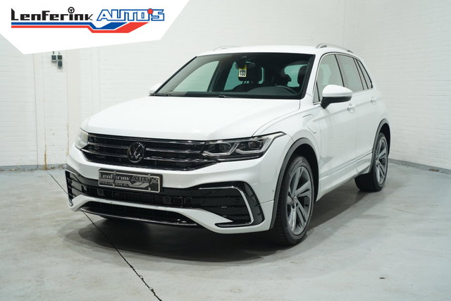 Volkswagen Tiguan - 1.4 TSI eHybrid R-Line Business+ NAP Clima Camera 360 Apple Carplay Led koplampen Rijklaar!