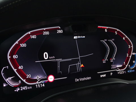 BMW 5 Serie 530e 292PK M-Sport / M- Individual / alcantara / 360° / Laser