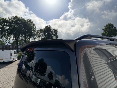 Volkswagen Caddy 2.0 TDI L2H1 BMT Maxi Comfortline / vaste prijs rijklaar € 14.950 ex btw / special edtion! / airco / grijs metallic / navigatie / 18 inch wielen / spoiler / euro 6 / bpm vrij
