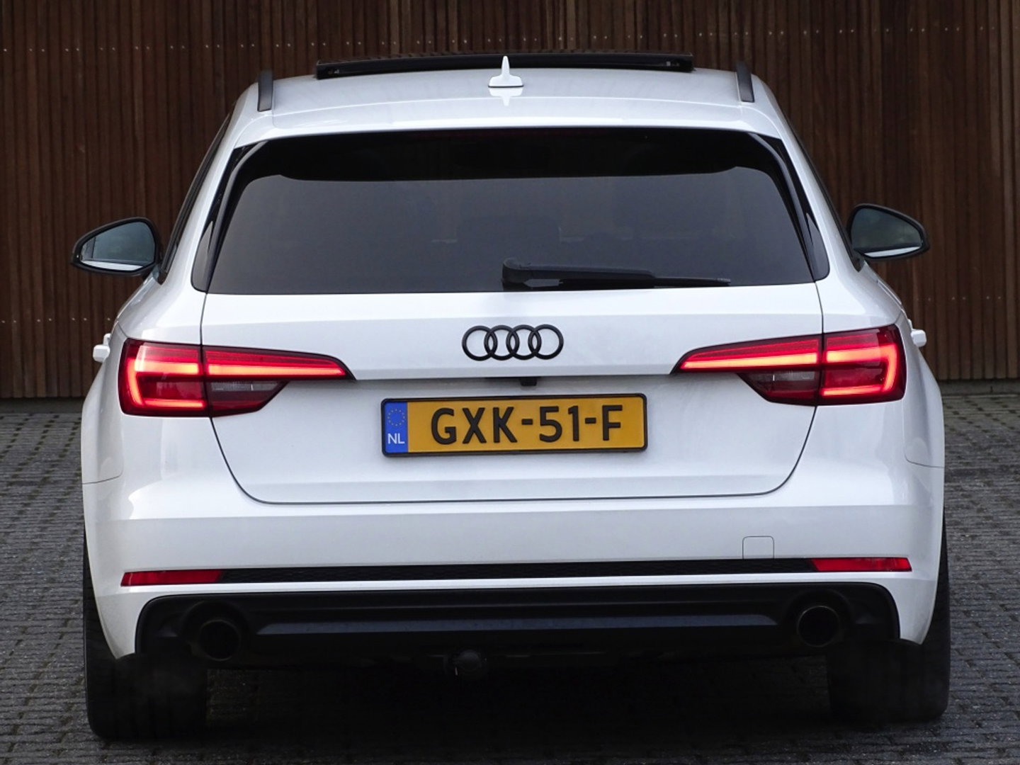 Audi A4 Avant 2.0 TFSI 252 pk Quattro / ProLine / S-Edition / panoramadak / LE