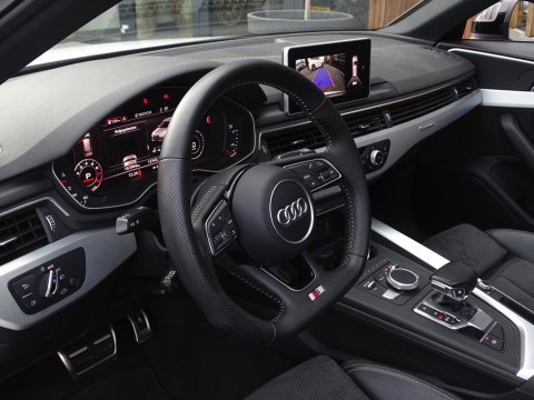 Audi A4 Avant 2.0 TFSI 252 pk Quattro / ProLine / S-Edition / panoramadak / LE