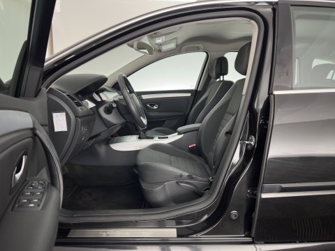 Renault Laguna Estate 2.0 16V Dynamque *NAVI-FULLMAP | LEATHER-FABRIC | SPORT-SEATS | ECC | PDC | CRUISE | 16''ALU | TOWBAR*