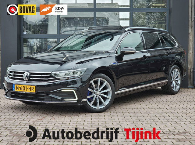 Volkswagen Passat - Variant 1.4 TSI PHEV GTE Business | Pano | Virtual | Trekhaak | Leder | Stoelverwarming | Elek. achterklep | 360 camera | Vol |
