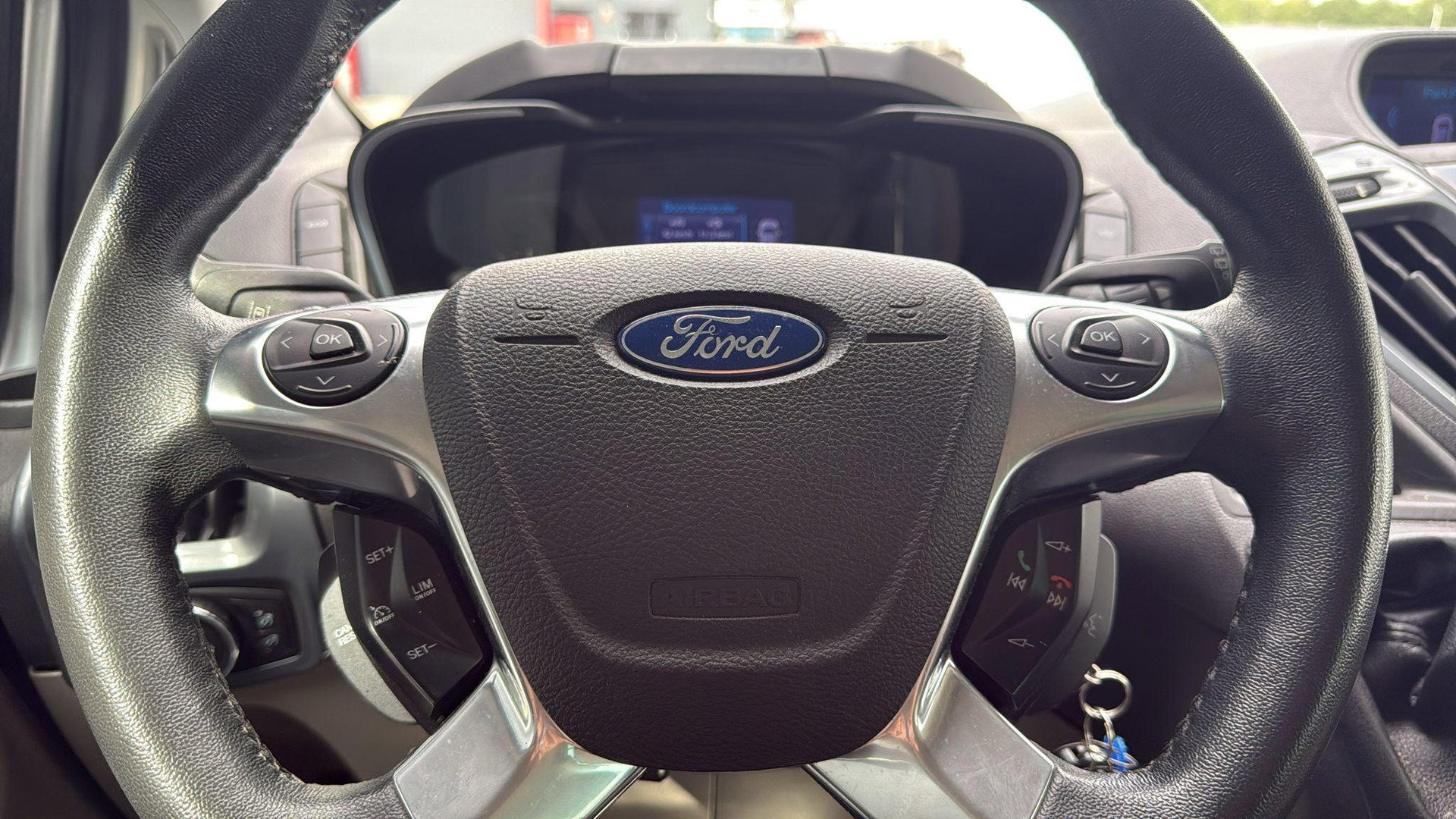 Ford Transit Custom 2.2 TDCI Limited DC 1e eigenaar Marge