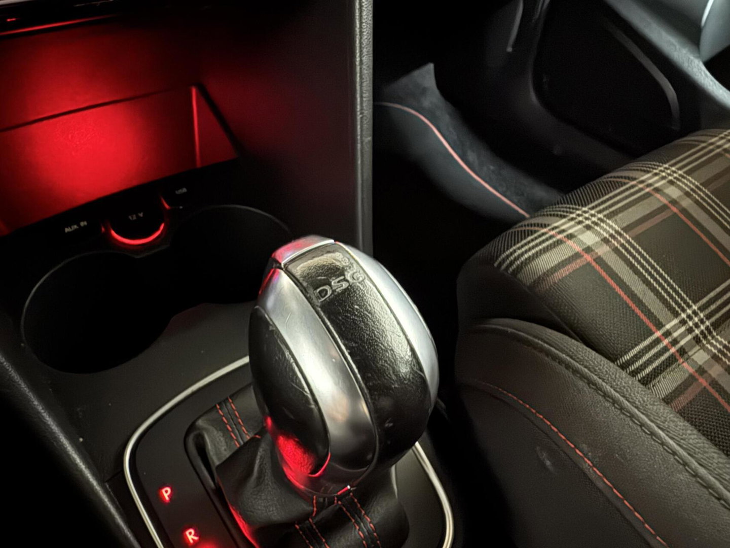 Volkswagen Polo 1.8 TSI GTI DSG Clima Stoelv. PDC