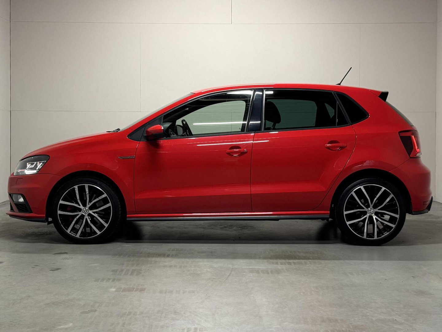 Volkswagen Polo 1.8 TSI GTI DSG Clima Stoelv. PDC
