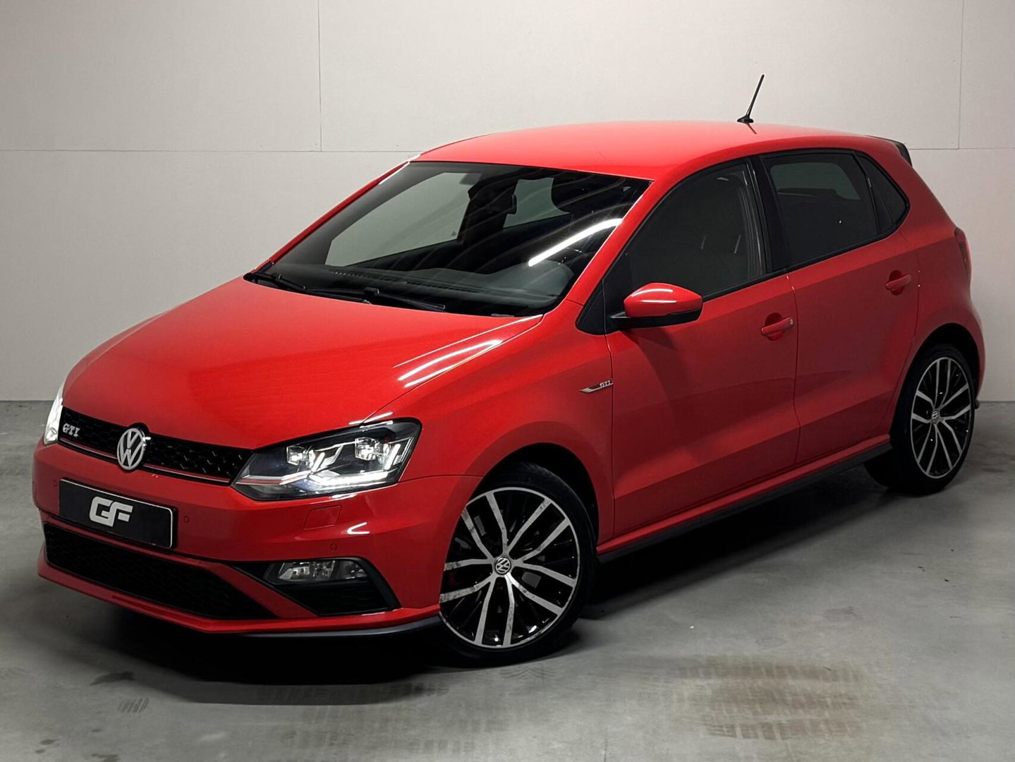 Volkswagen Polo 1.8 TSI GTI DSG Clima Stoelv. PDC